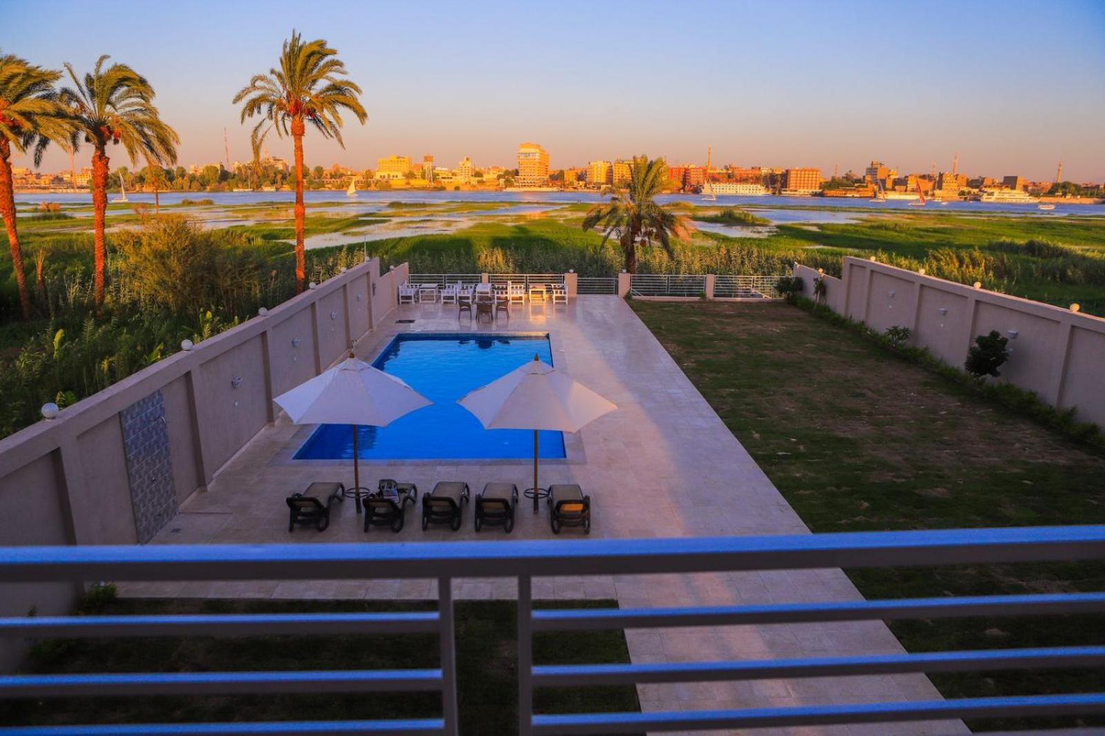 Royal Nile Villa - Pool View Apartment 1 Luksor Dış mekan fotoğraf